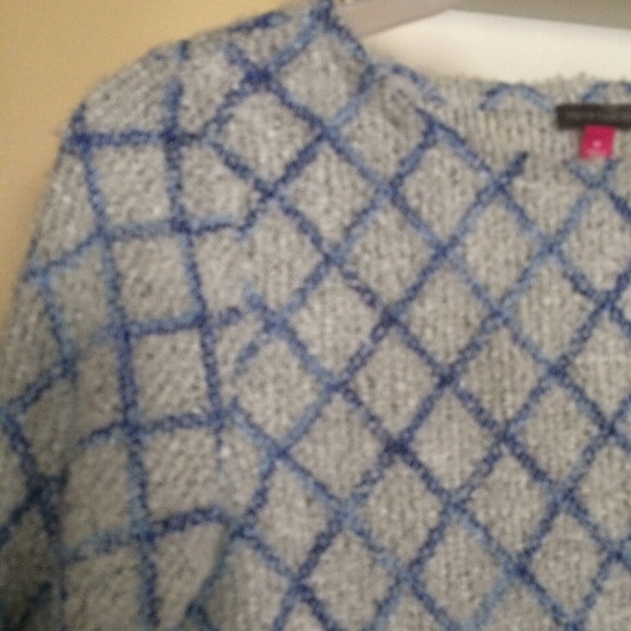Vince Camuto Sweater SzM Pullover White/Blue Geometric 3/4Sleeves Pre-Owned Cute - Picture 5 of 8
